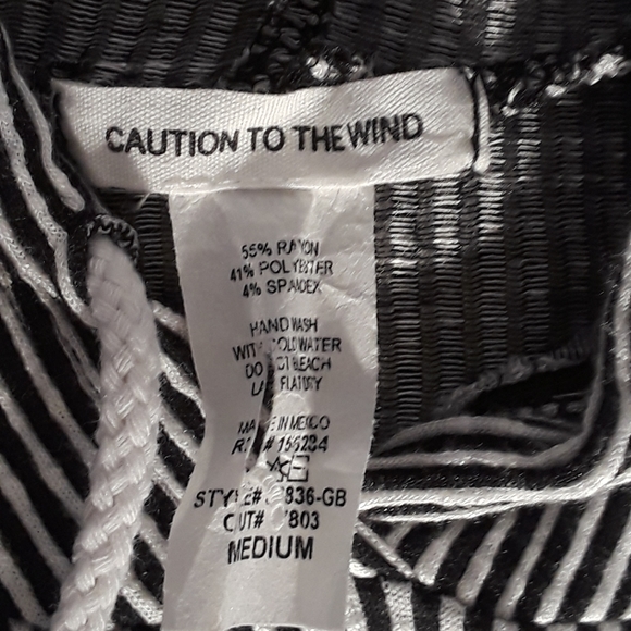 Ribbed Black and White Striped Hooded Top - Picture 7 of 7